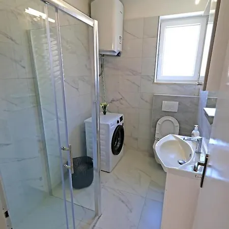 Apartment Elegant Luxury 2-bedroom In Center Split